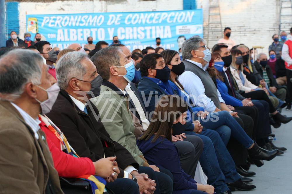 PicsArt_07-15-09.49.41