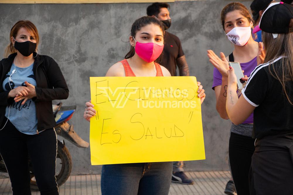comercio bar gimnasio marcha protesta concepción fase 3 coronavirus