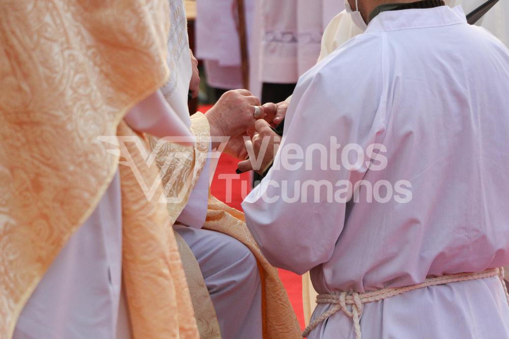 PicsArt_08-12-11.09.19