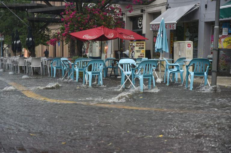 f768x1-214542_214669_5050