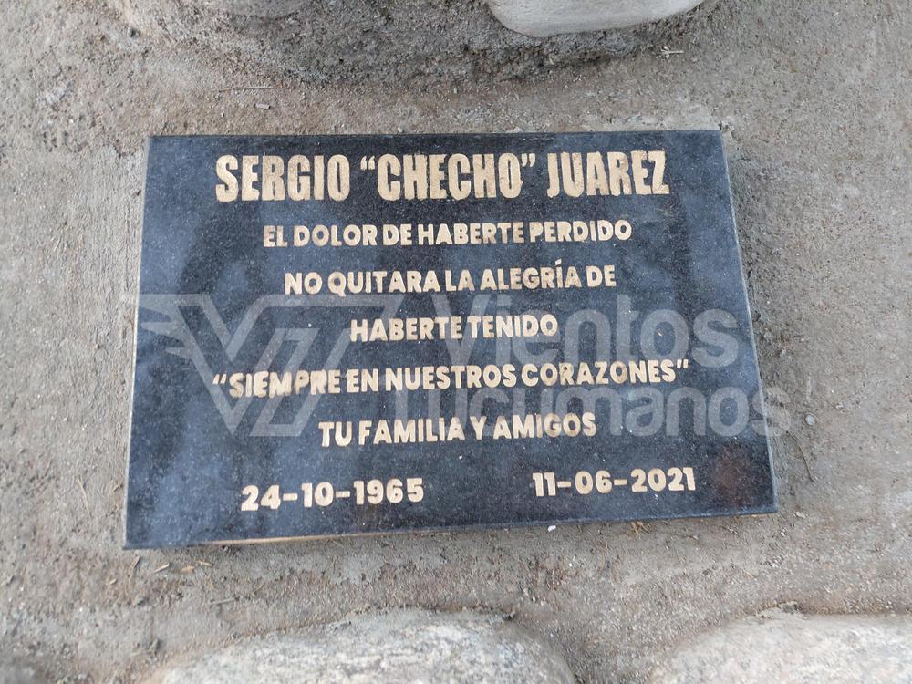 Picsart_22-06-12_23-38-02-141