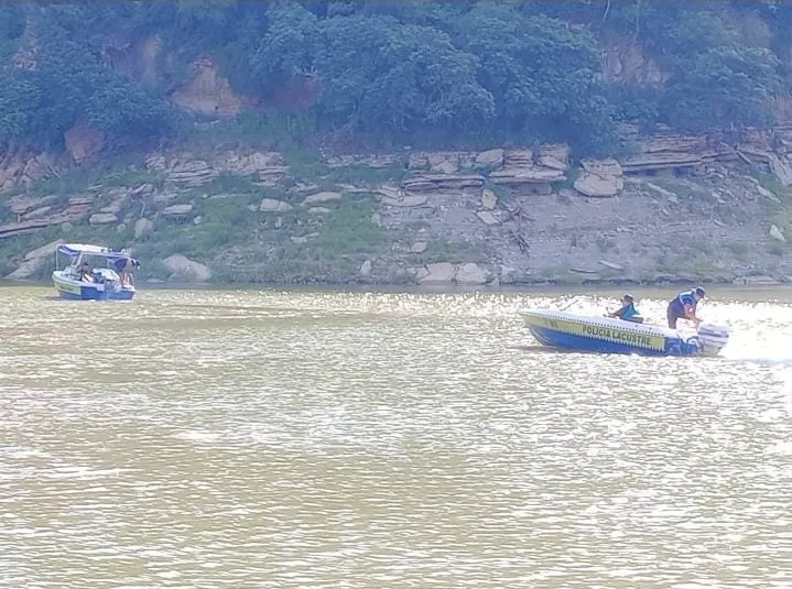 7C262CEC-5485-4C95-AF2A-B7FEC29D16C6