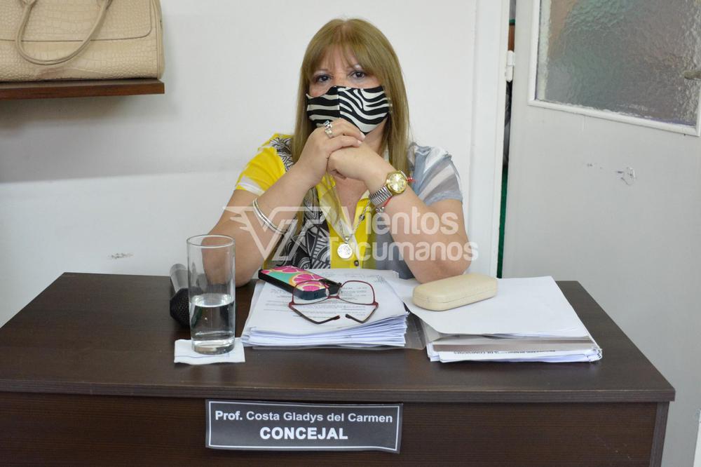 PicsArt_12-10-07.46.54