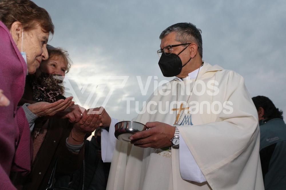 PicsArt_08-12-11.18.36