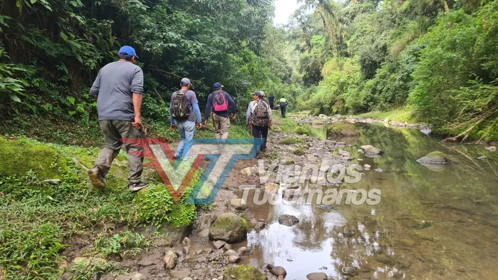 A0C38857-BF2E-480A-859C-58EEFF318E2C