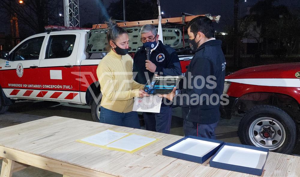 PicsArt_08-04-09.03.35