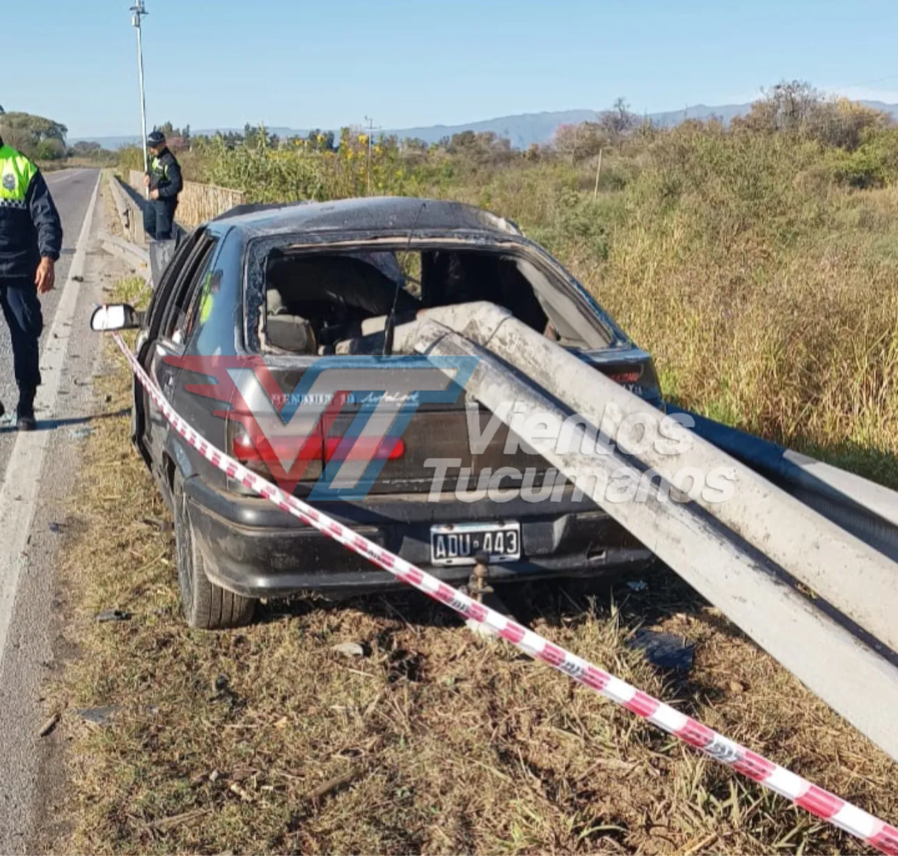 BEB30A16-C898-4880-BEBD-A0F8C3DB8D97