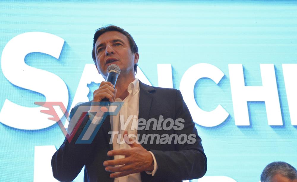 Picsart_22-11-14_14-22-05-669