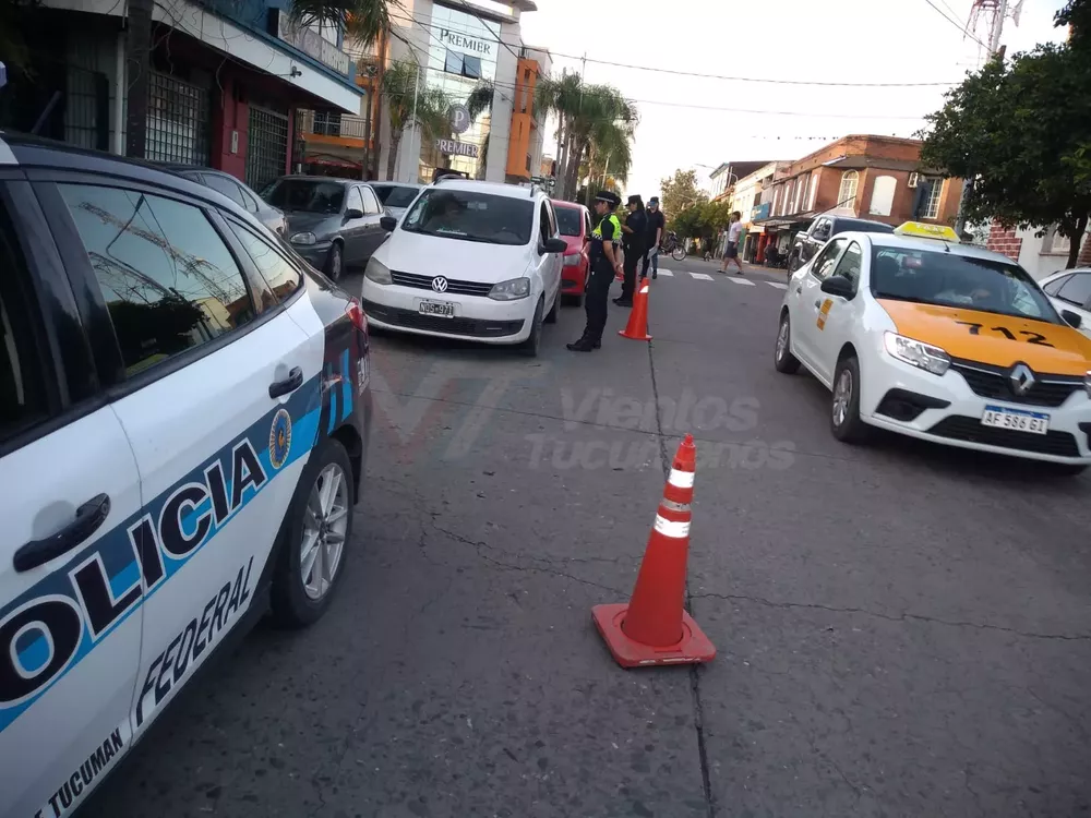 0DA97B6F-8633-4EF8-A4DC-5696F78BAAEB