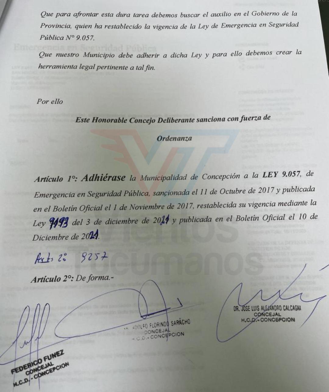 PicsArt_06-18-12.38.29