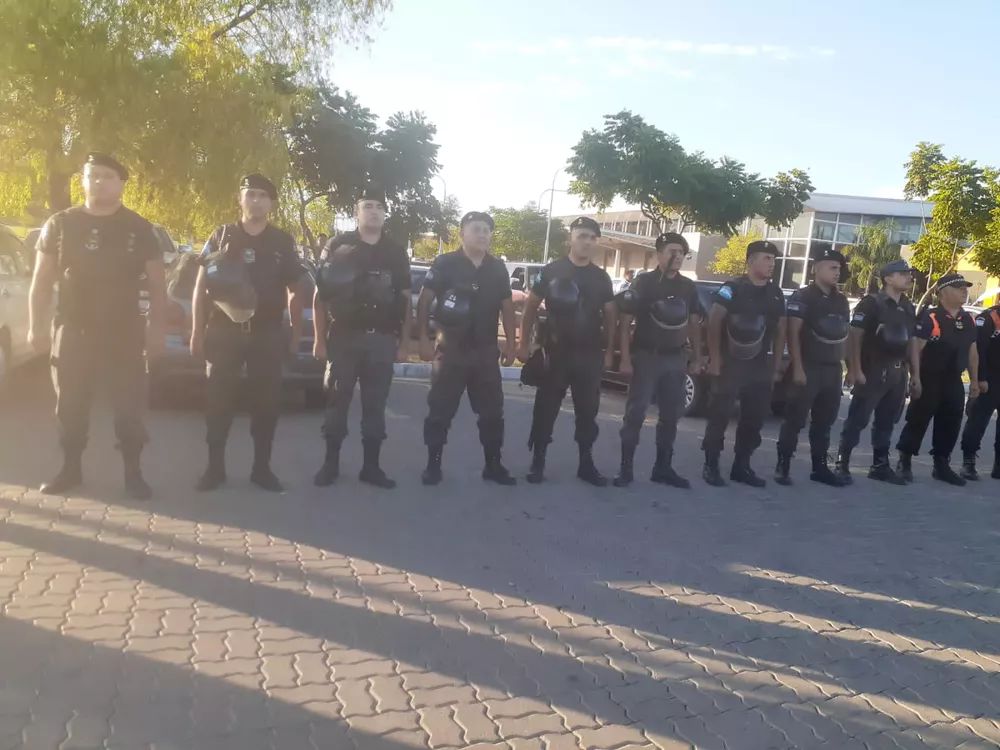 42FD2A73-ADF8-490B-BCF0-25F2B52063F6