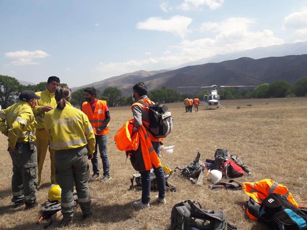 Bomberos rescate incendio
