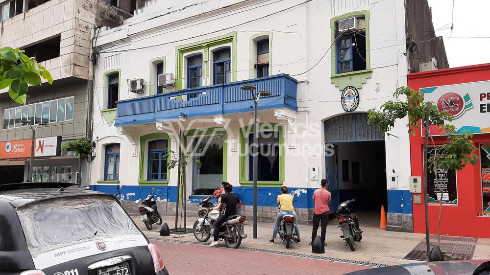 PicsArt_03-09-12.14.15