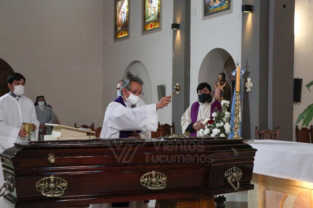 PicsArt_05-26-01.49.40