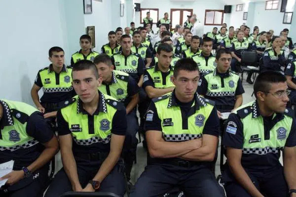 policia b