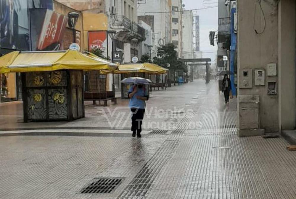 Lluvia comercio capital
