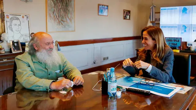 C167807B-2518-47B8-96A1-200AE97314D9