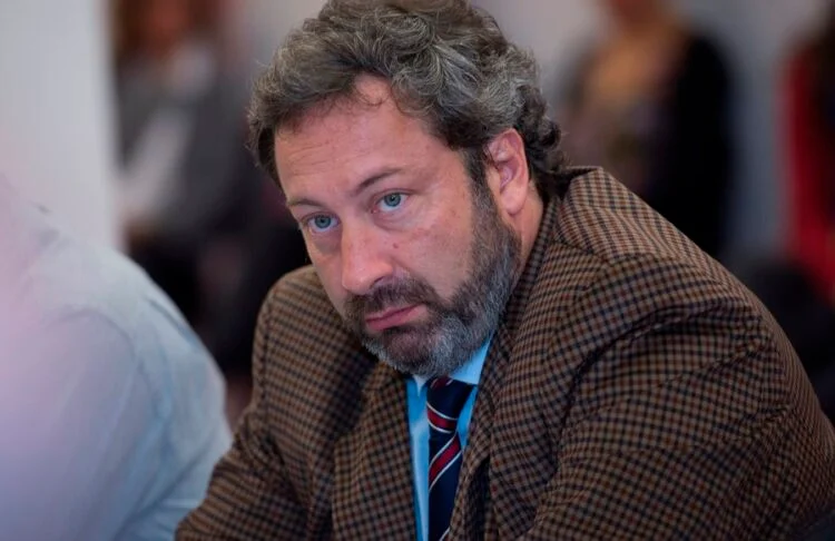 Vehils-Ruiz-1-750x486