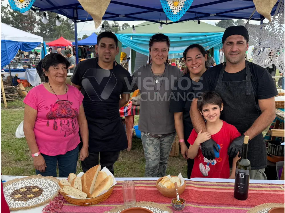 Puesto festival del Locro Gerardo López 