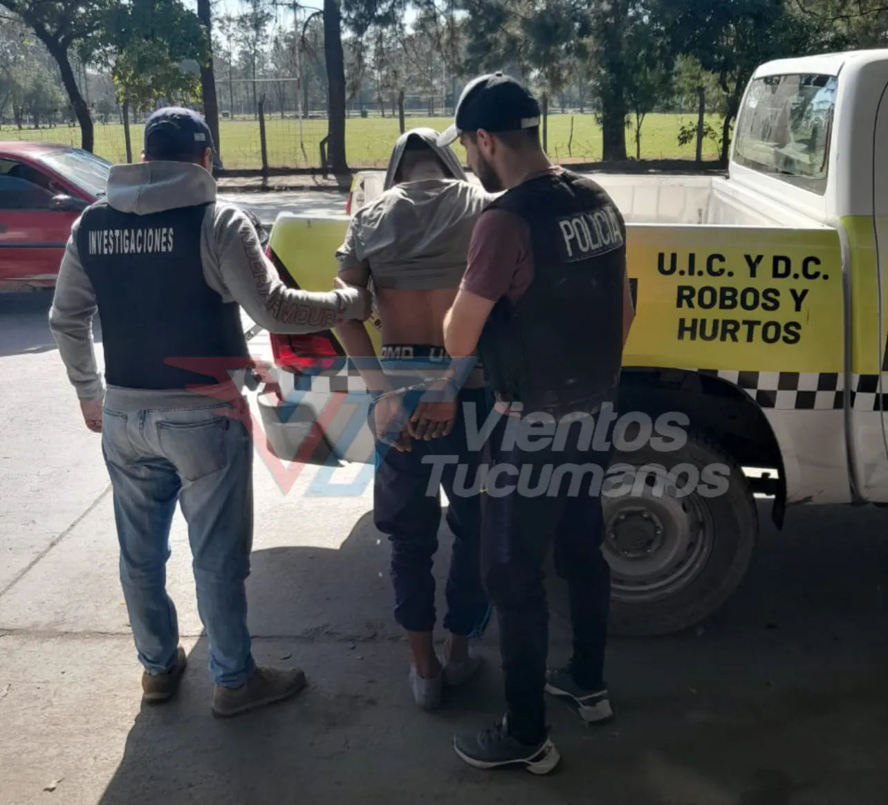 3F8FCCFD-D44F-4B14-BC19-80A880E843FE