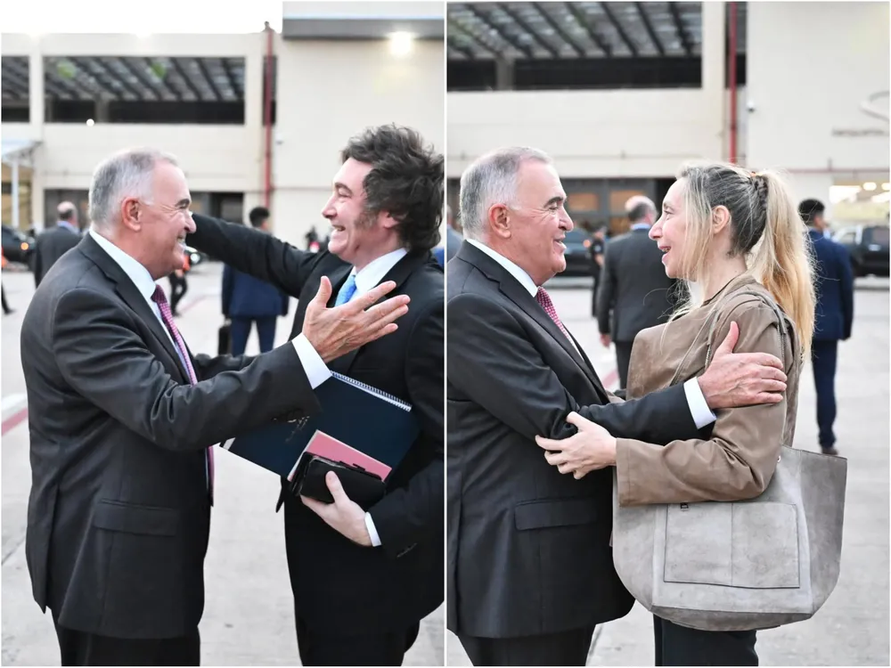 71D04F66-6C89-4EDC-877D-4A256AA6B407