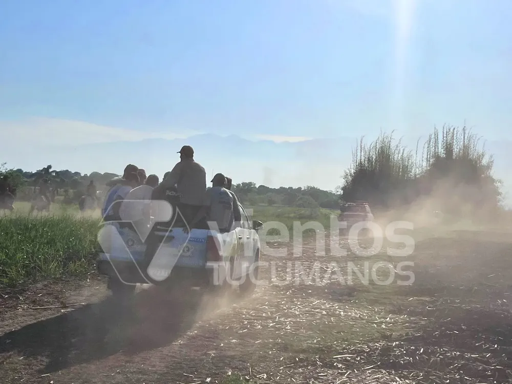 B1ED2338-0501-4689-9D93-4C7937F76D5C