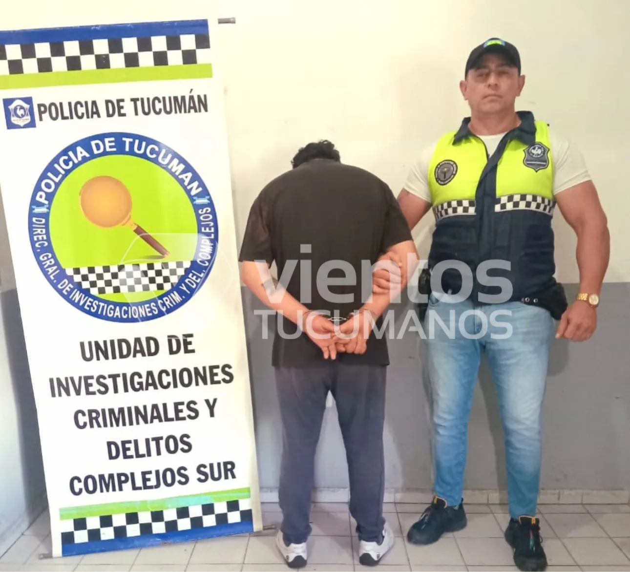 9EA25AAD-C70C-4F0B-9866-1865B273D3F0