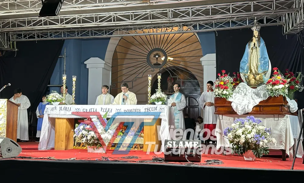 8263B2E2-616C-4ED3-94C5-C28DCCA41775