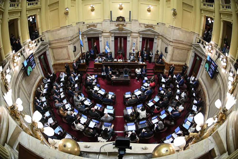 SENADO 1