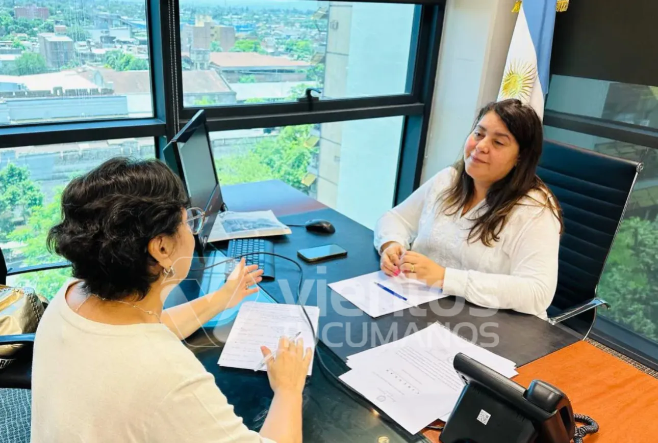 3CCB7004-D27D-43FF-B74F-8236F99EFC50