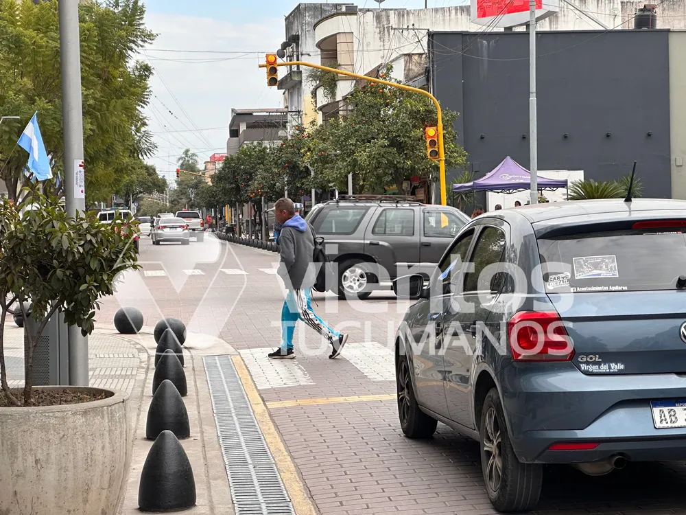 898D91FC-BC74-4A6B-B98A-CFEE98D1D685