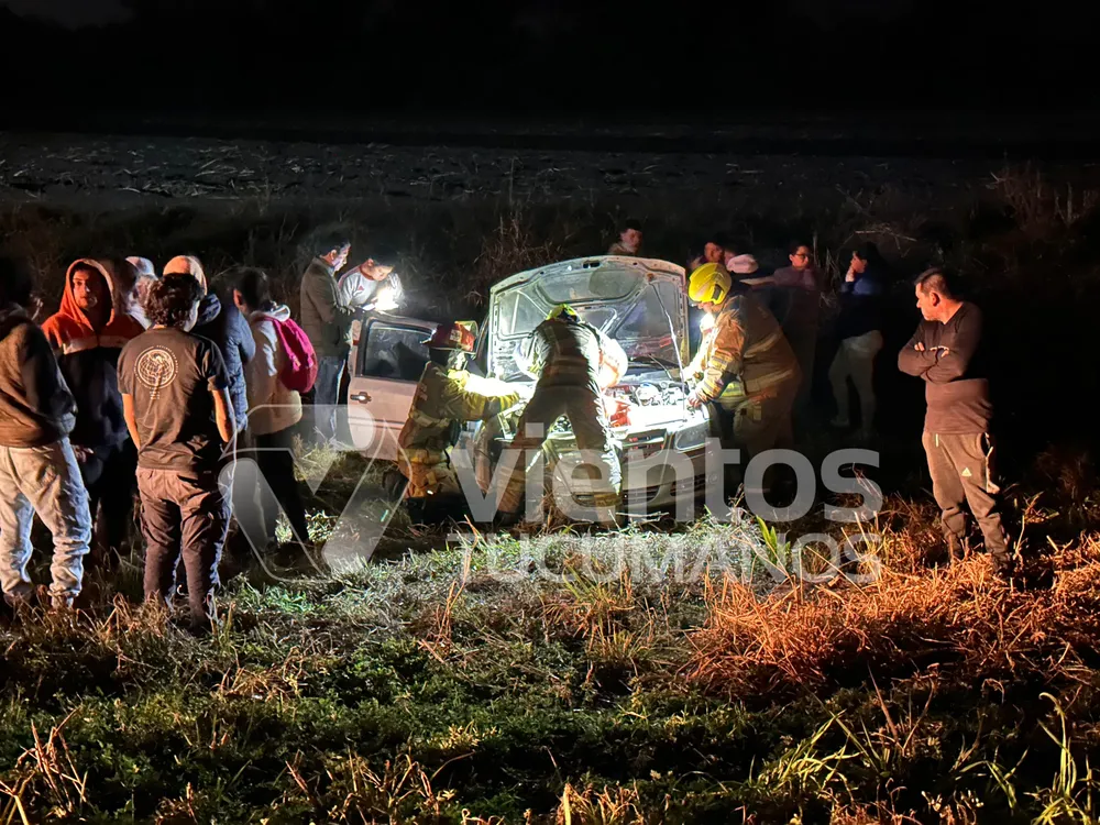 2C965A53-F5D0-4AE0-B1A7-FD09AF0EA8C7