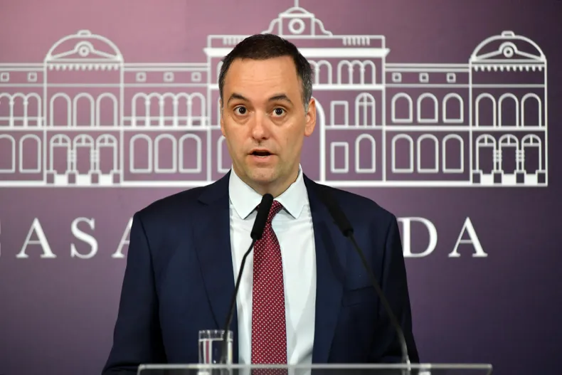 manuel adorni