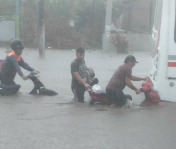 Lluvia tormenta inundaciones