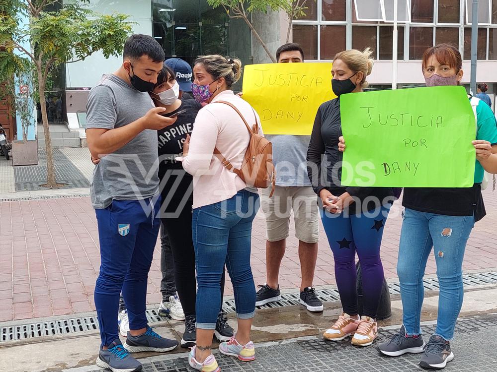 justicia protesta samanta daniela olarte peregrina