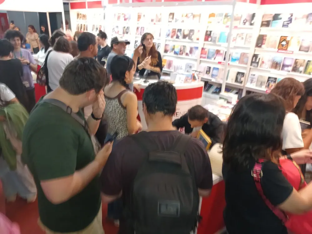 458e3537-5259-4bfe-a847-c31095ab7fef