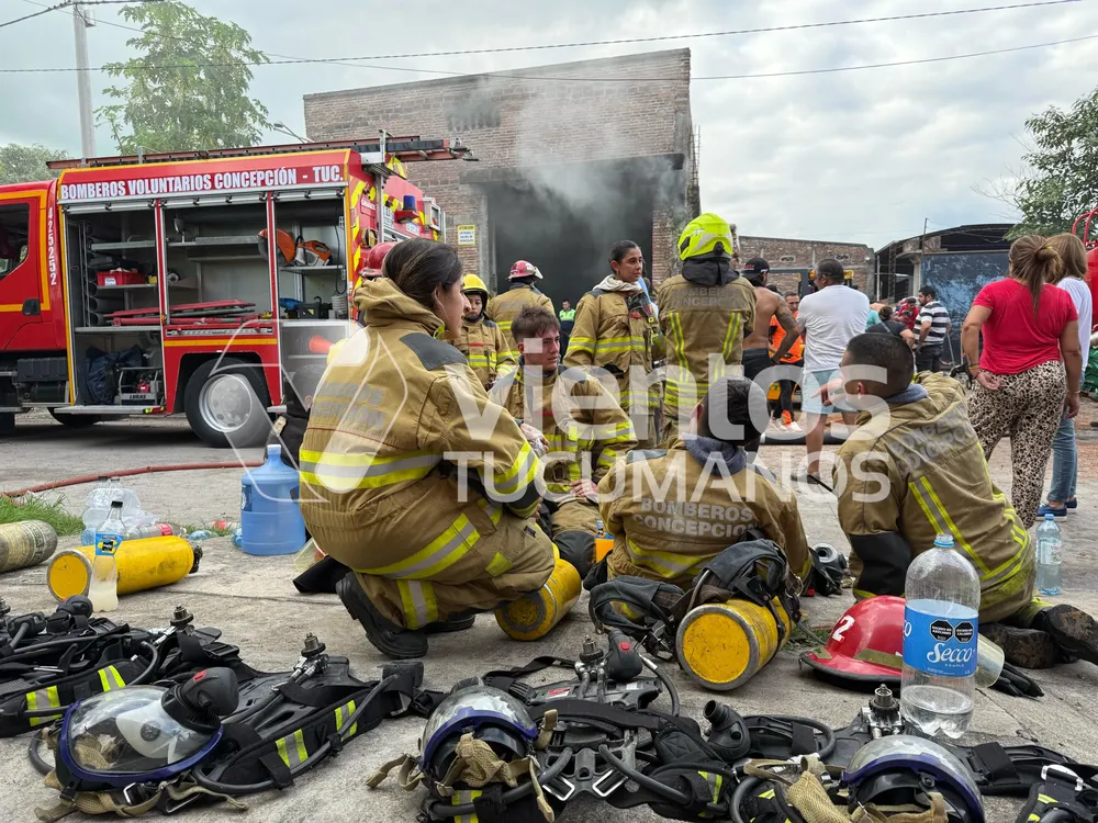 EE21C0E3-C99E-486F-A4B7-6CE4ADD81B7A