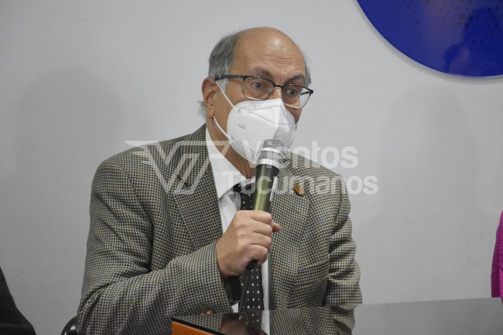 Héctor Viñuales Santa Fe