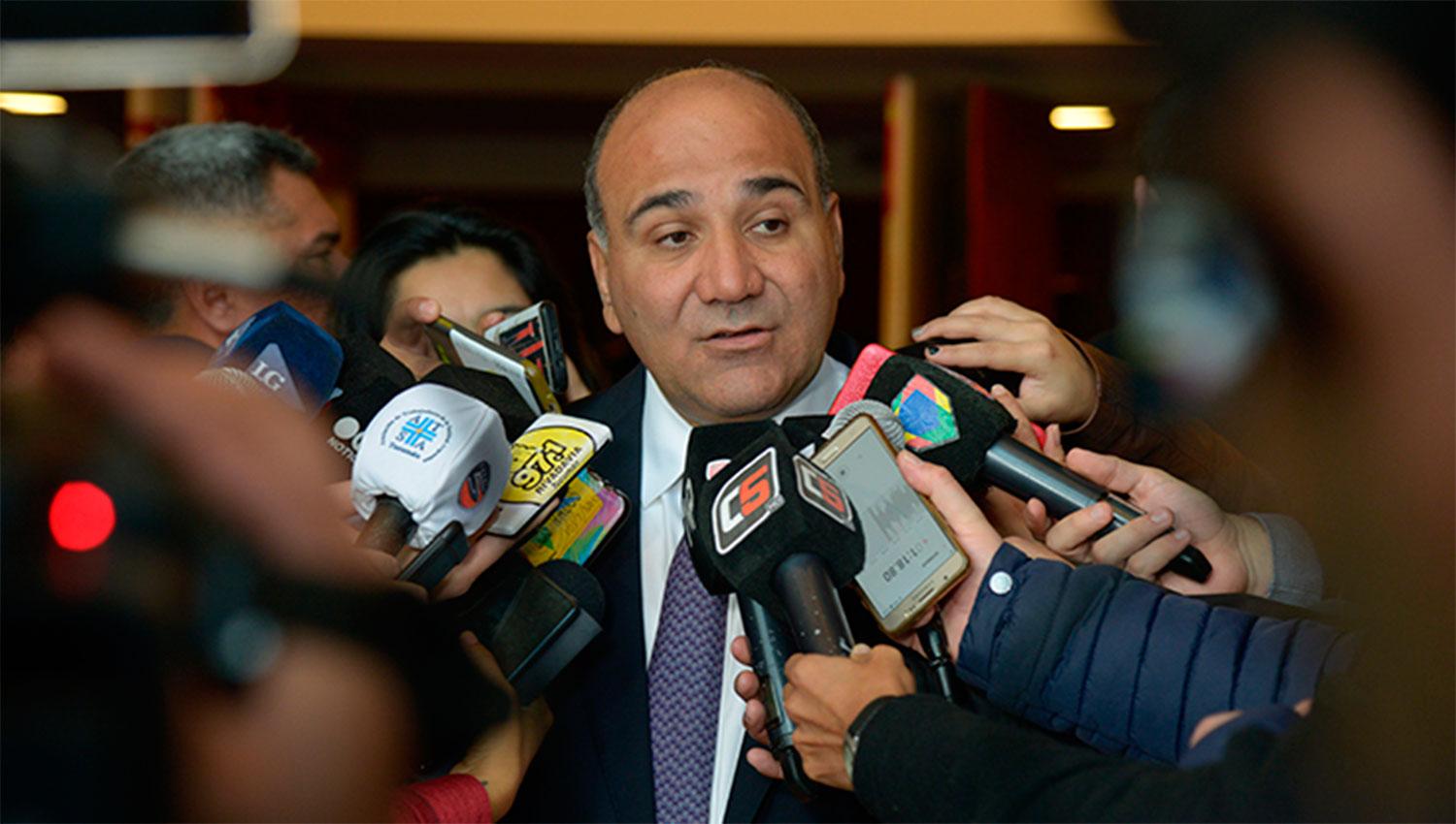manzur hablando