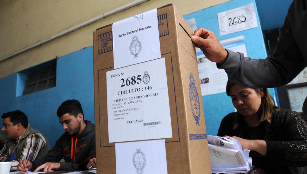 Urna voto elecciones votaciones