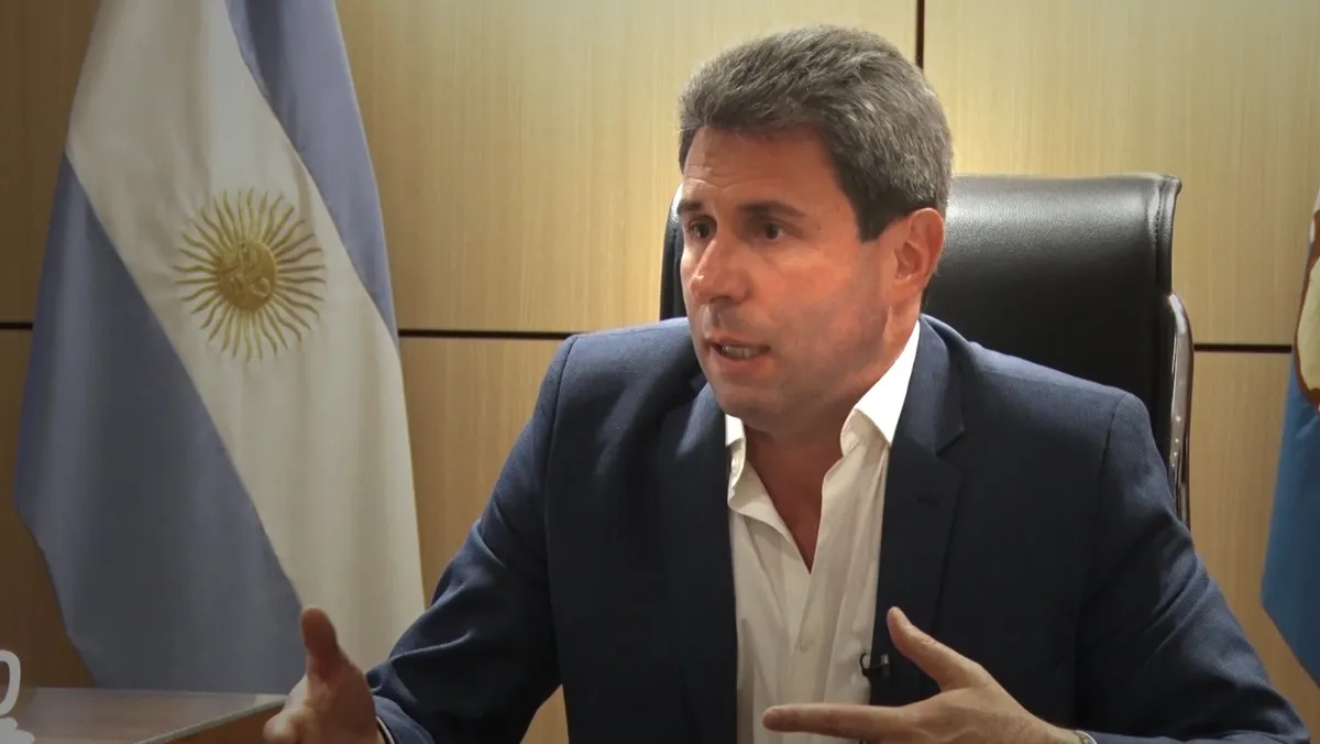 UÑAC 1