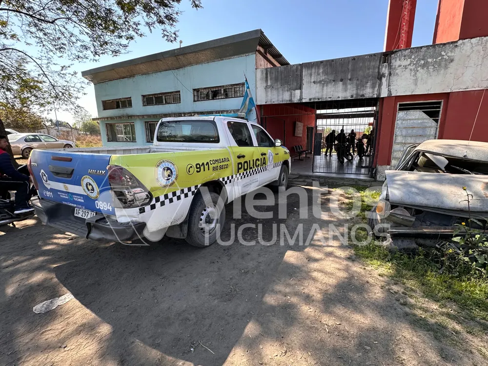 79744862-264F-4B61-9E9D-3BB3EC271F1E