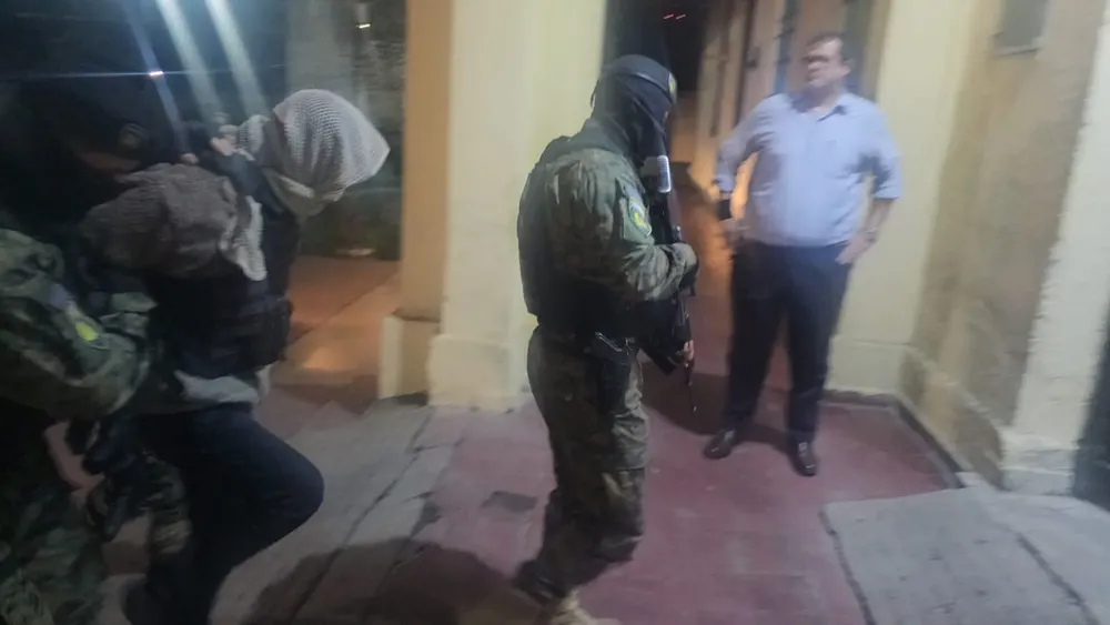 004ffc7f-3f9b-4571-aa78-fc3cf54981e2