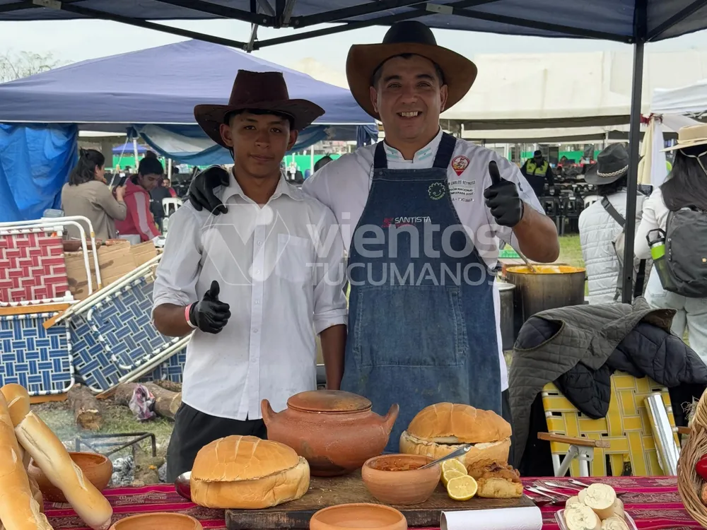 Puesto festival del Locro Juan Carlos Reinoso