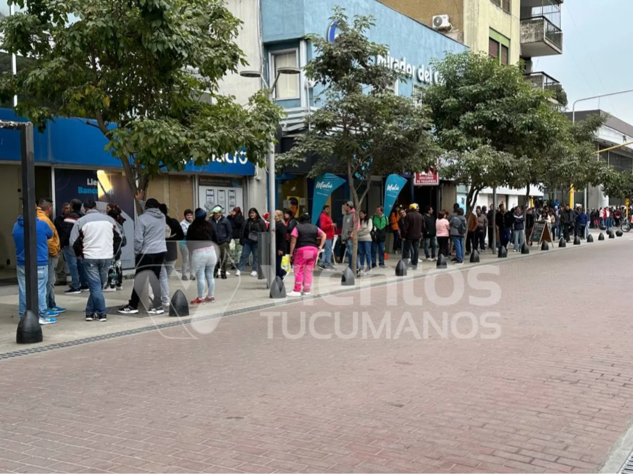 AF5B6382-E56B-4B98-8129-5A858672E0D2