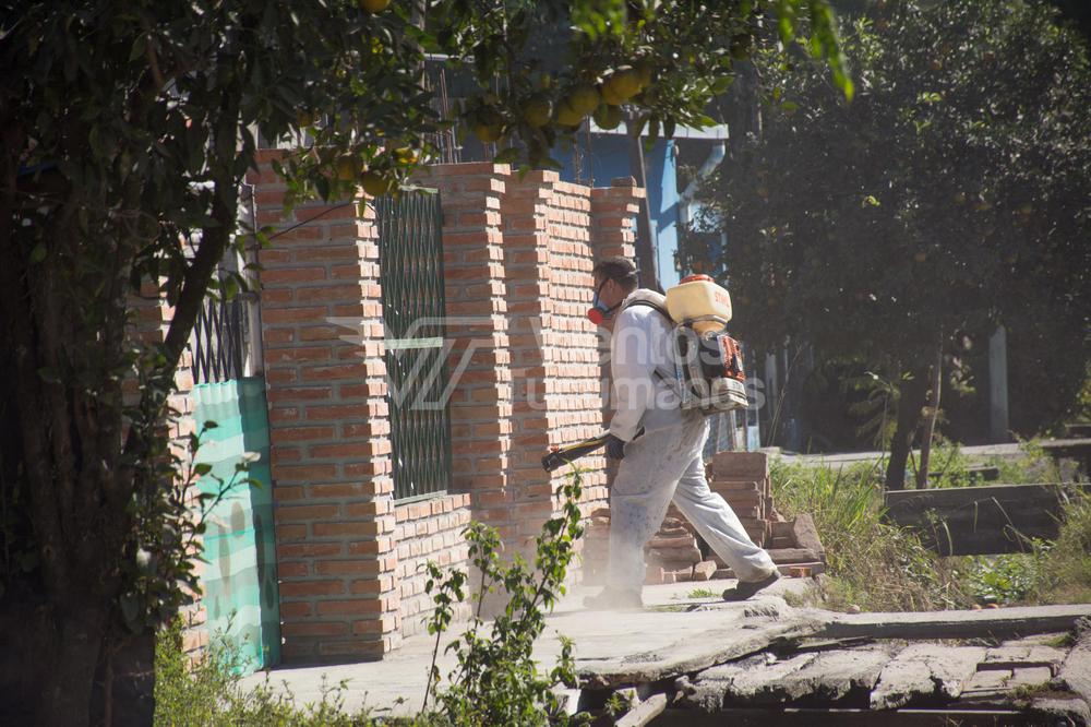 dengue fumigación río seco