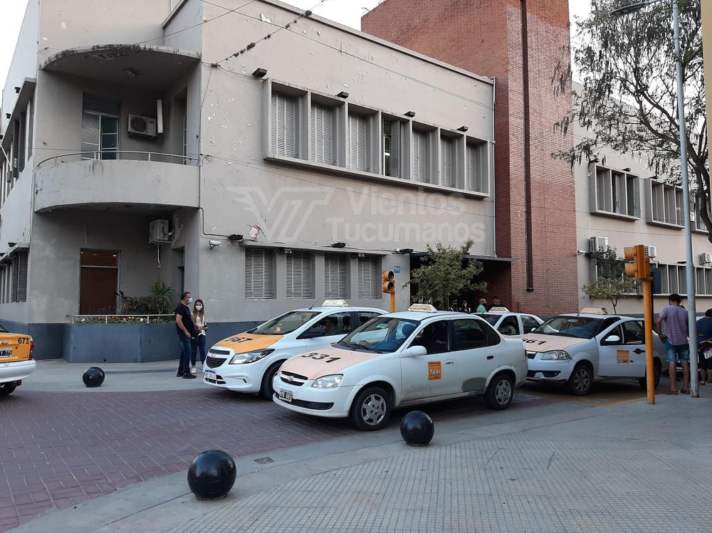 municipalidad taxis protesta