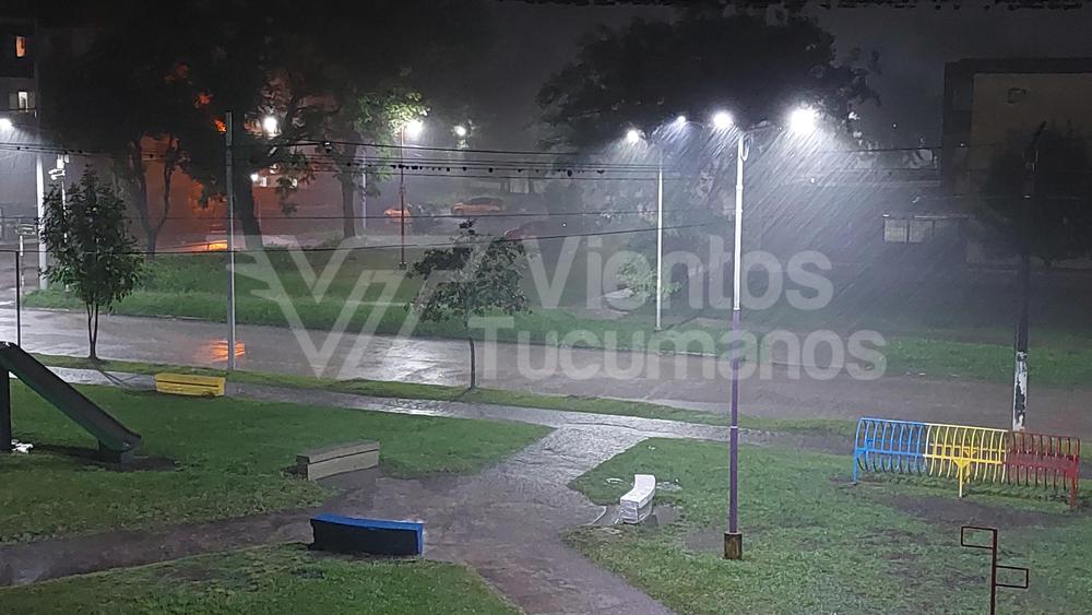 Lluvia tormenta tiempo
