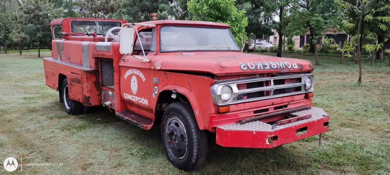 autobomba bomberos voluntarios