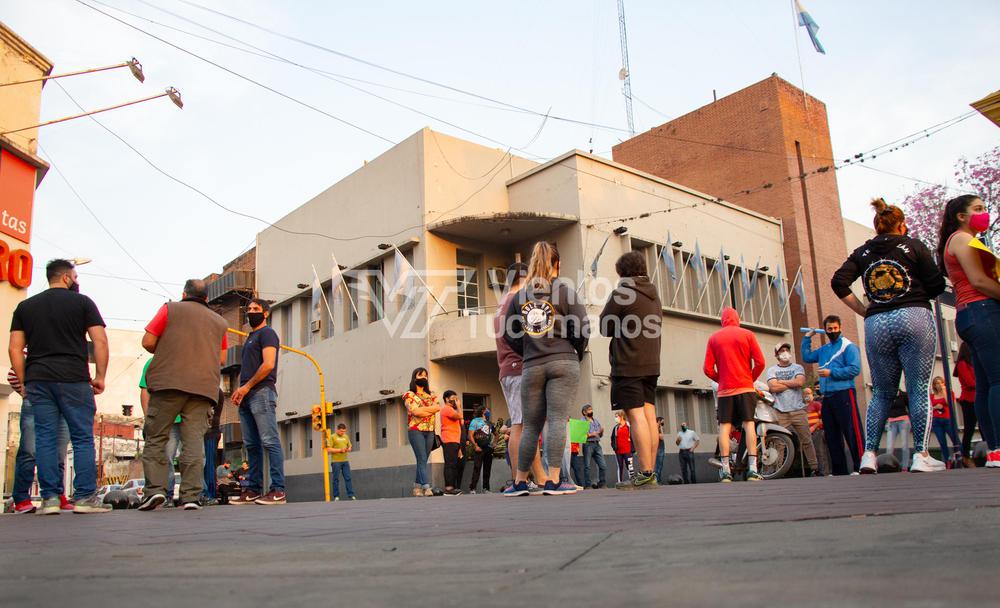 comercio bar gimnasio marcha protesta concepción fase 3 coronavirus